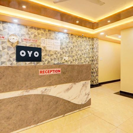 Super Hotel O Raas Plaza Канпур Экстерьер фото